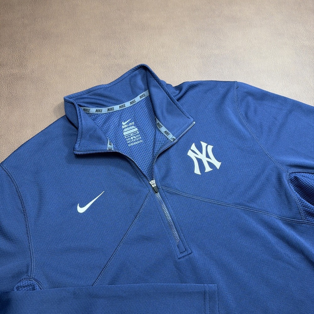 New York Yankees Nike 1/4 Zip Pullover Mens Large Dri-Fit Sweater Lightweight